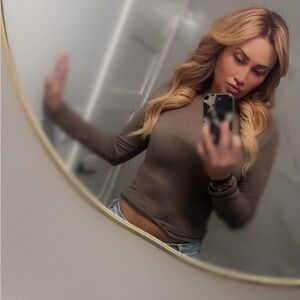 Meet your Posher, Chelsie